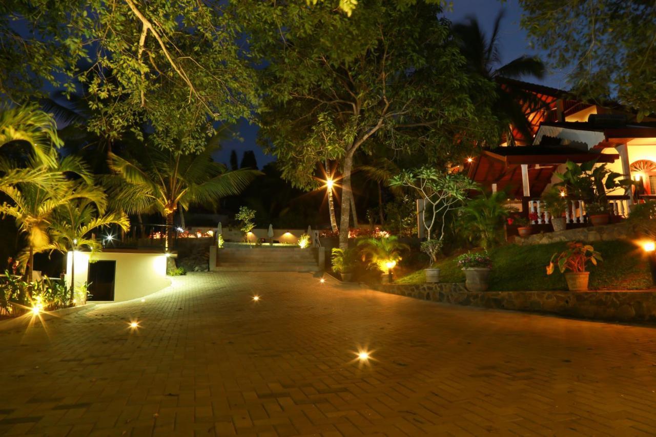 Goyambokka Guesthouse Tangalle Extérieur photo
